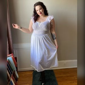 Cinema Etoile white nylon and lace nightgown